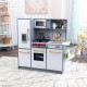 Bucatarie alba de joaca Uptown Espresso ELITE White Kitchen Kidkraft cu lumini si sunete si senzor de miscare