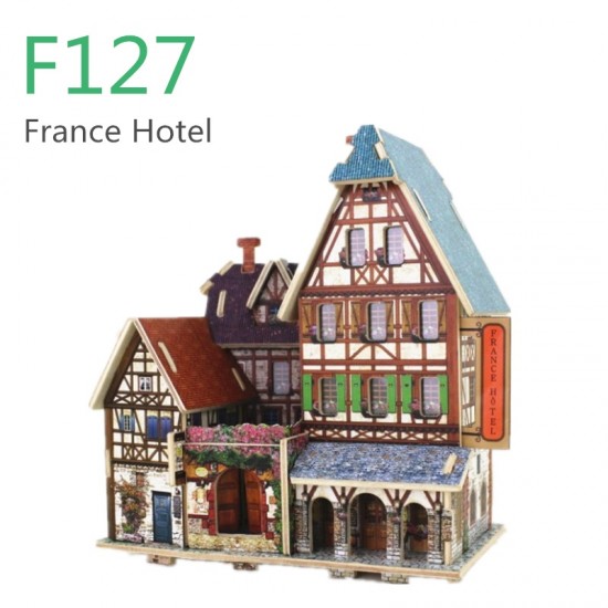 Casuta din lemn France Hotel