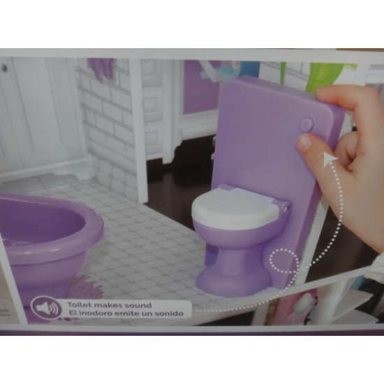 Casuta pentru papusi uriasa Grand Country Estate 2 KidKraft cu sunete si lumini cu 150 cm latime si 135 cm inaltime