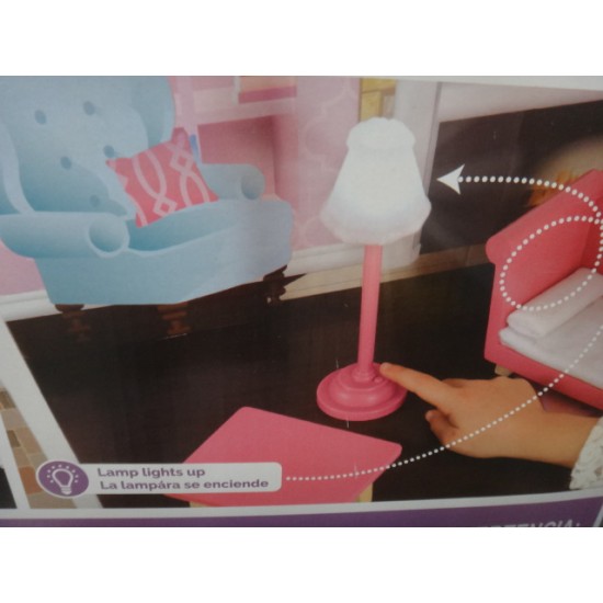 Casuta pentru papusi uriasa Grand Country Estate 2 KidKraft cu sunete si lumini cu 150 cm latime si 135 cm inaltime