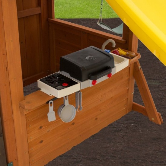 Complex de joaca din cedru Adventure Ridgs Payset KidKraft - Centru cu trei tobogane si 2 nivele - Cedar Summit PlayCentre