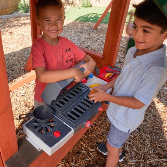 Complex de joaca din cedru PlaySet Cedar Summit Hill Top KidKraft - Centru cu trei tobogane si 3 nivele Play Centre