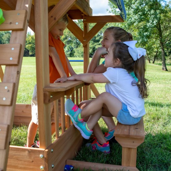 Complex de Joaca Beach Front - Northbrook Wooden Swing din lemn de cedru - Centru din lemn cu tobogan si 2 nivele si Monkey Bars Backyard Discovery 