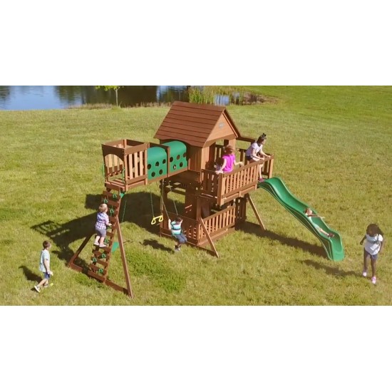 Complex Loc de Joaca din cedru WoodRidge ELITE - Centru outdoor cu tunel suspendat si  tobogan si 3 nivele - Backyard Discovery