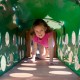 Complex Loc de Joaca din cedru WoodRidge ELITE - Centru outdoor cu tunel suspendat si  tobogan si 3 nivele - Backyard Discovery
