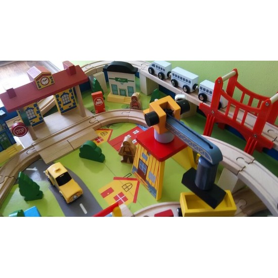 Set Trenulet Oraselul Verde Green City Train Set 120 piese