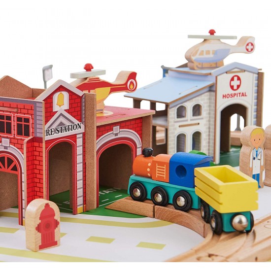 Set Trenulet din lemn Tara Verde - Green Country Wooden Train cu masuta de joaca 